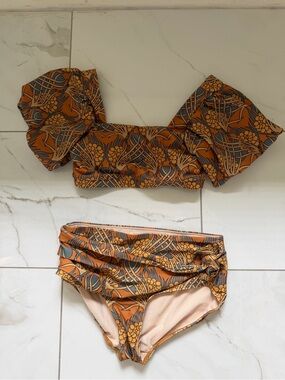 Printed Puff-Sleeve Bikini Set in Rust Orange Albion Fit